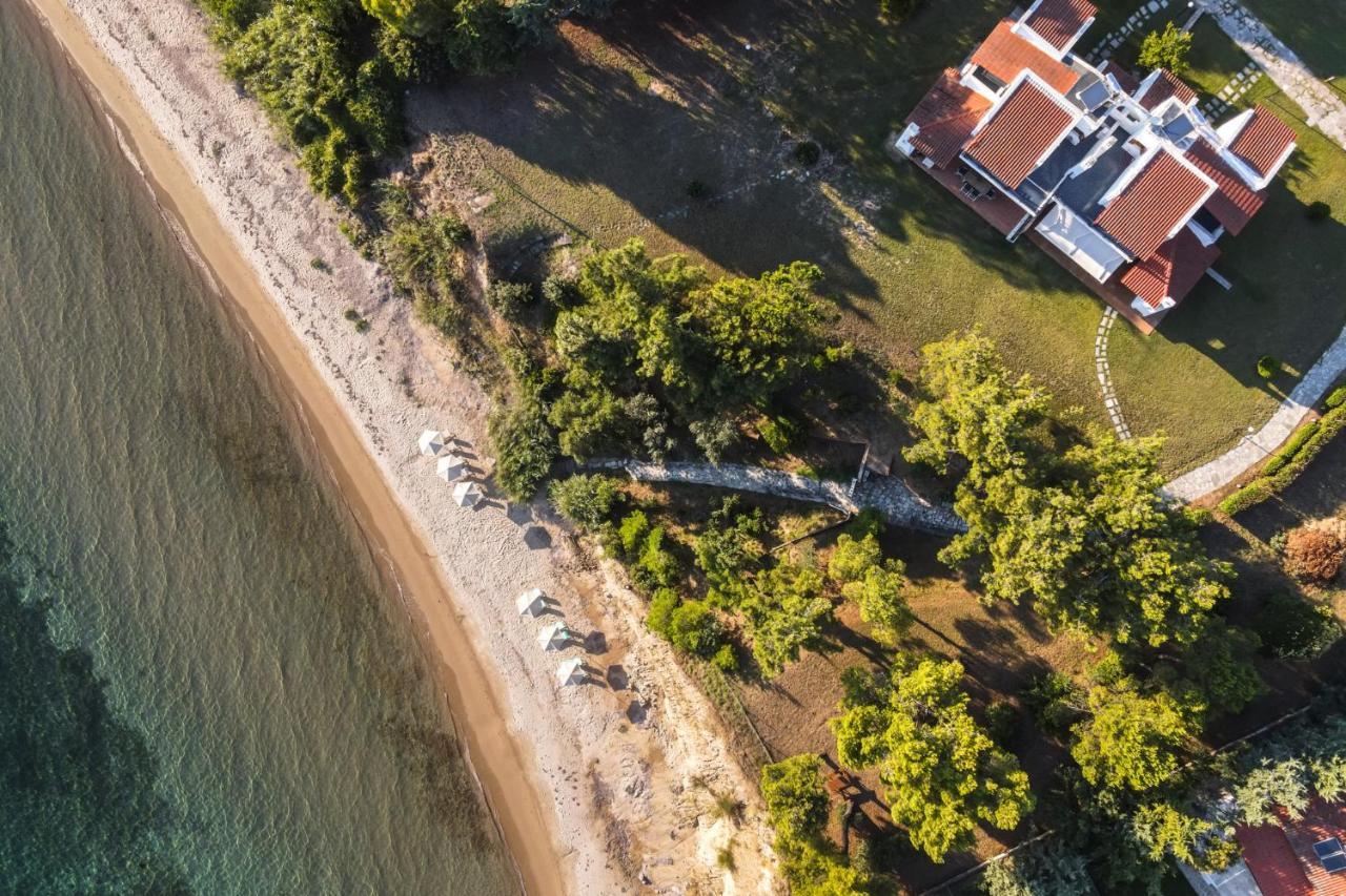 Luna Villa Private Beach Nea Irakleia Extérieur photo